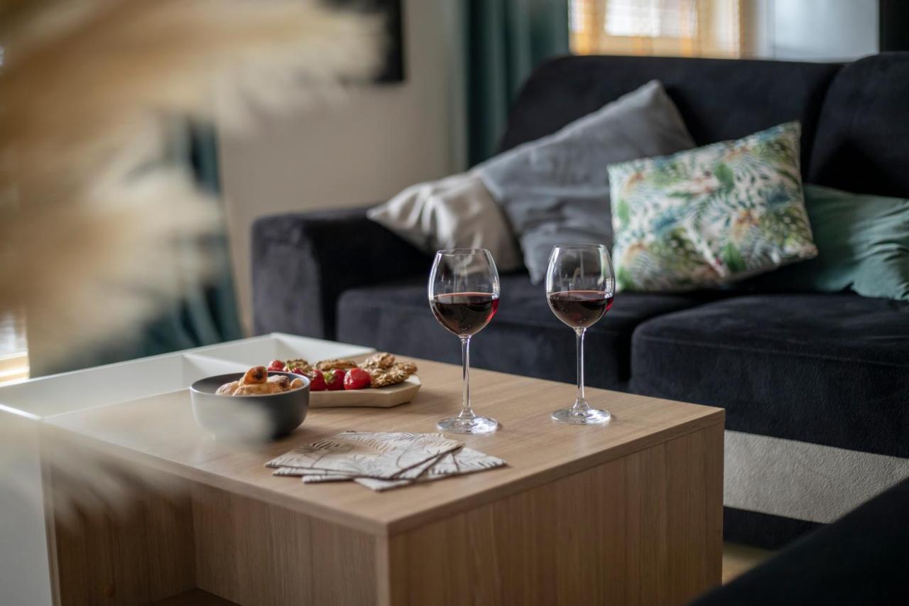 Vip Apartament ジェシュフ エクステリア 写真